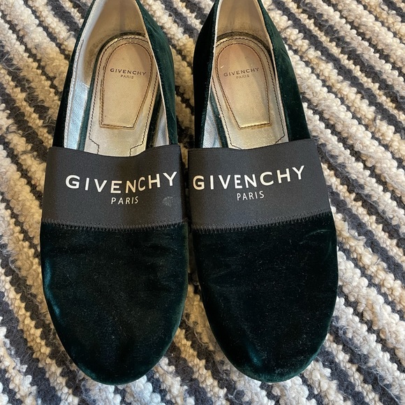 Green Velvet Givenchy slides - Picture 2 of 4